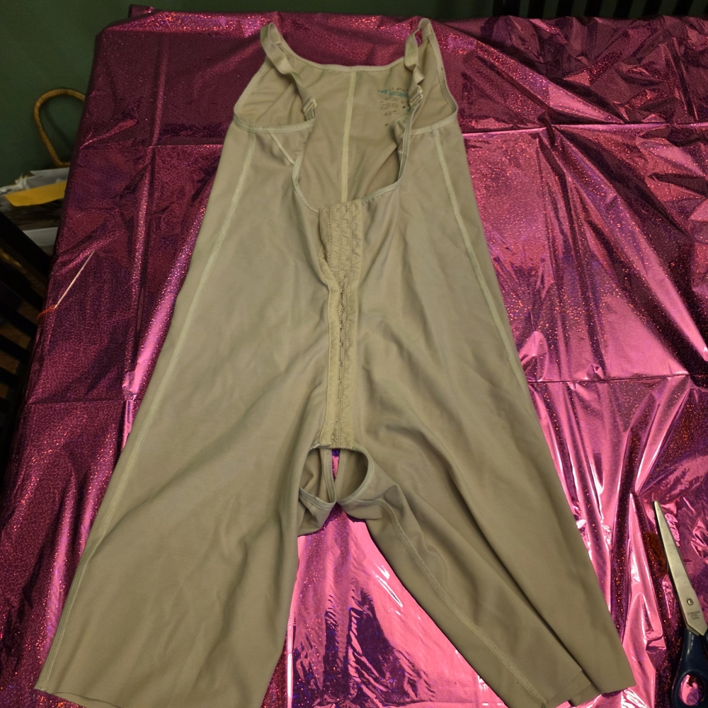 XL Marena Recovery Post Surgery Compression Faja